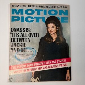 Vintage 1969 Motion Picture Magazine — Jackie O, Johnny Cash!